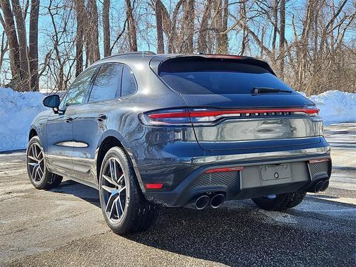 2024 Porsche Macan S