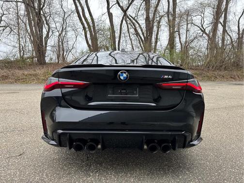 Black Sapphire Metallic 2024 BMW M4 Base