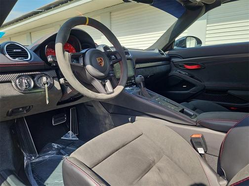 2025 Porsche 718 Spyder RS