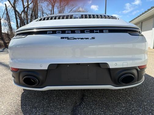 2022 Porsche 911 Carrera S