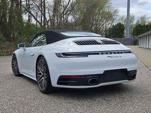 Carmine Red 2022 Porsche 911 Carrera S