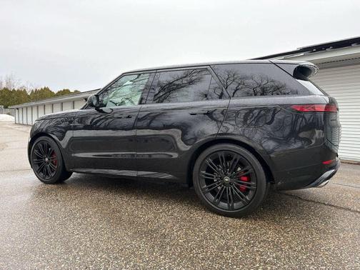 2025 Land Rover Range Rover Sport P460 Dynamic SE