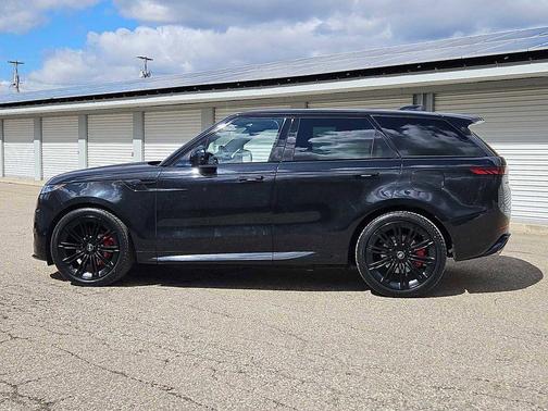 2025 Land Rover Range Rover Sport P460 Dynamic SE