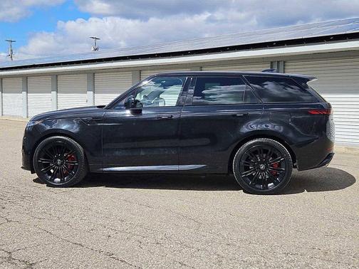 2025 Land Rover Range Rover Sport P460 Dynamic SE