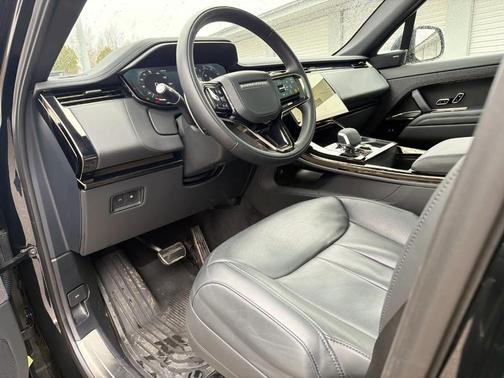 2025 Land Rover Range Rover Sport P460 Dynamic SE