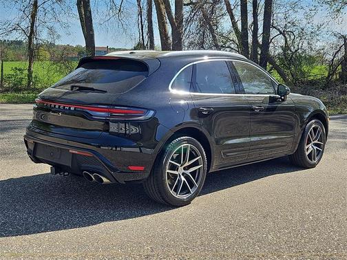 2024 Porsche Macan S