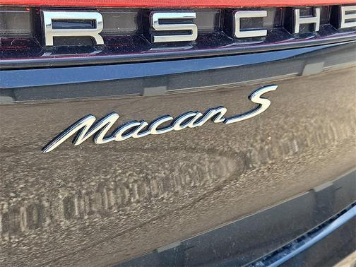 2024 Porsche Macan S