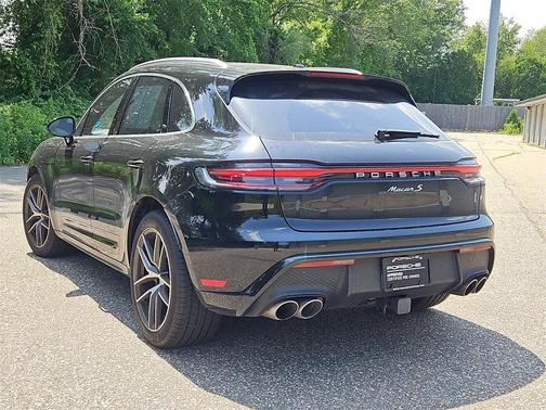 2024 Porsche Macan S