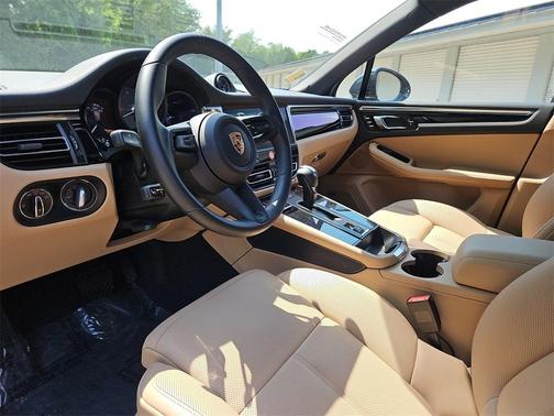 2024 Porsche Macan S