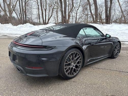 2025 Porsche 911 Carrera