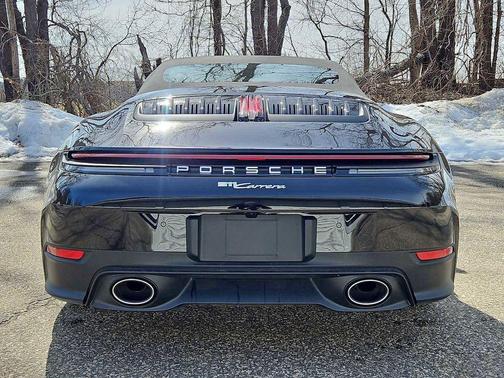 2025 Porsche 911 Carrera