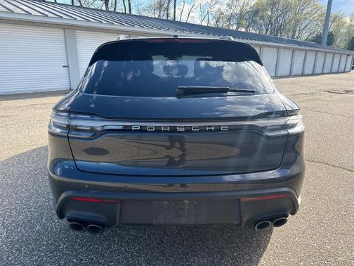 Volcano Grey Metallic 2026 Porsche Macan
