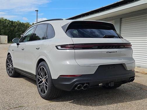 2026 Porsche Cayenne S