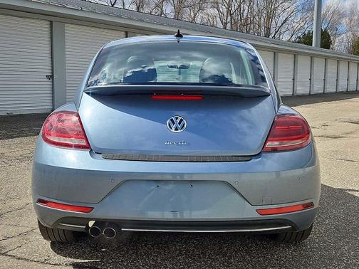 Stonewashed Blue Metallic 2019 Volkswagen Beetle 2.0T Final Edition SEL