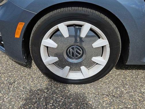 Stonewashed Blue Metallic 2019 Volkswagen Beetle 2.0T Final Edition SEL