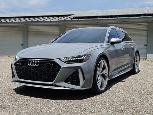 Nardo Gray 2023 Audi RS 6 Avant 4.0T quattro