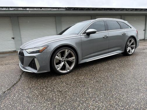 Nardo Gray 2023 Audi RS 6 Avant 4.0T quattro