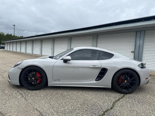 Chalk 2018 Porsche 718 Cayman GTS