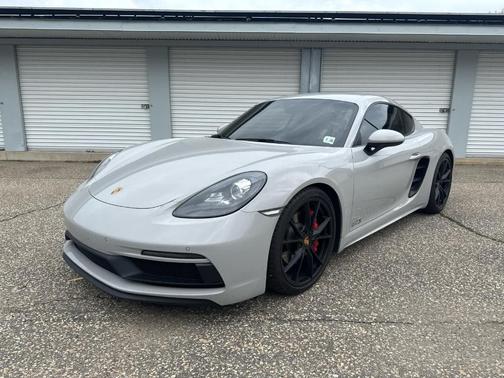 Chalk 2018 Porsche 718 Cayman GTS