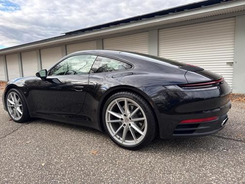 2020 Porsche 911 Carrera