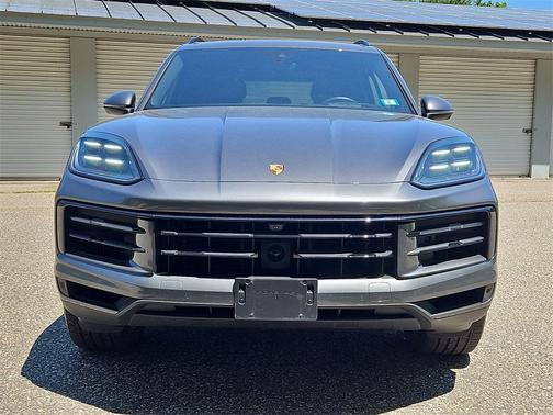 2024 Porsche Cayenne S