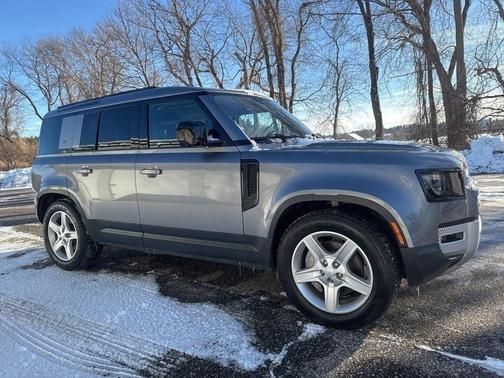 2020 Land Rover Defender 110 SE