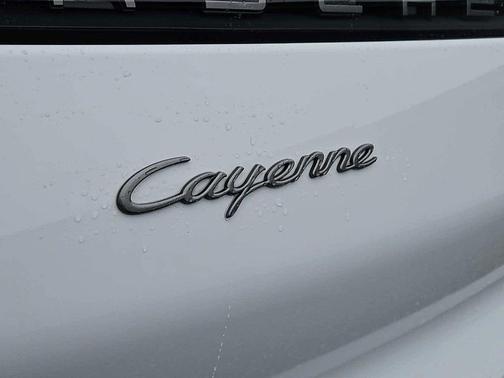 White 2023 Porsche Cayenne Platinum Edition