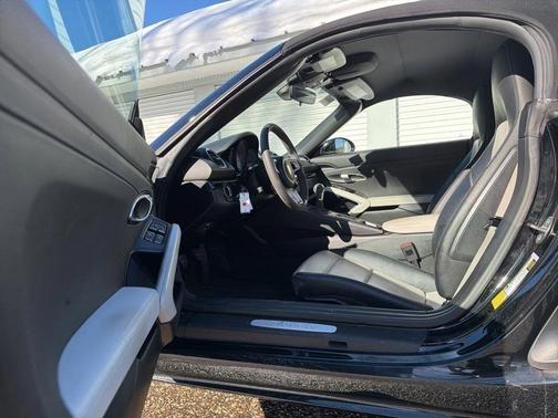 2018 Porsche 718 Boxster Base