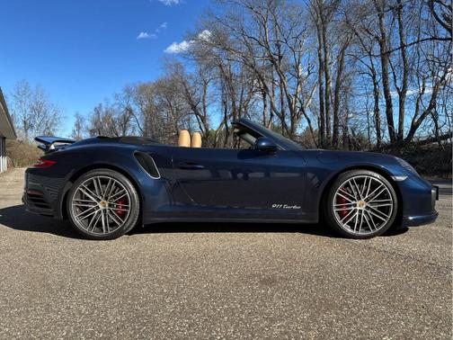 Night Blue Metallic 2017 Porsche 911 Turbo