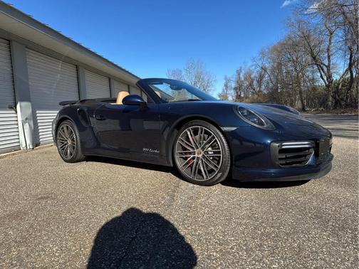 Night Blue Metallic 2017 Porsche 911 Turbo
