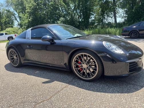 2017 Porsche 911 Targa 4S