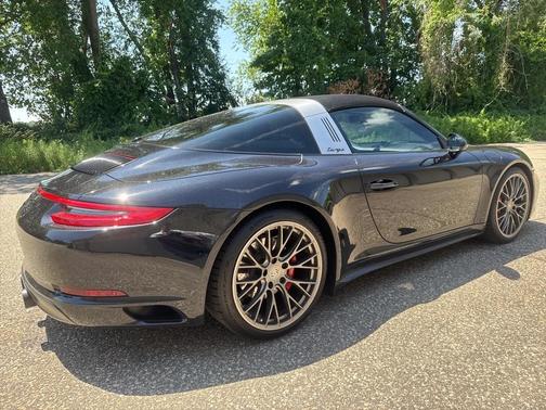 2017 Porsche 911 Targa 4S