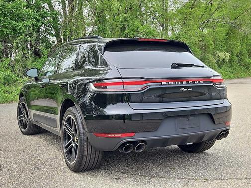 Black 2021 Porsche Macan Base