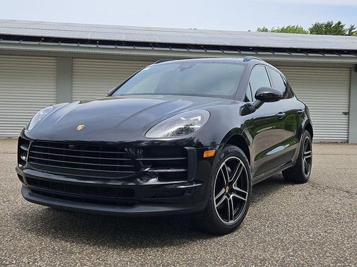 Black 2021 Porsche Macan Base