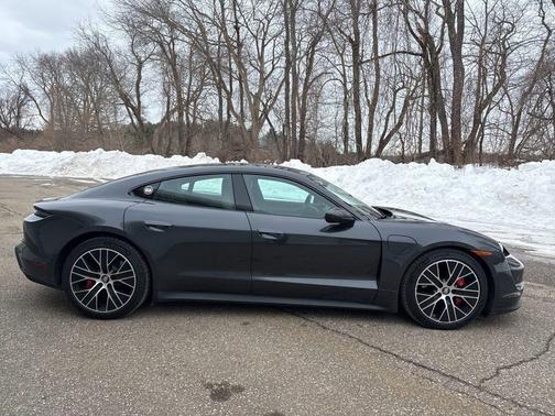 2021 Porsche Taycan 4S