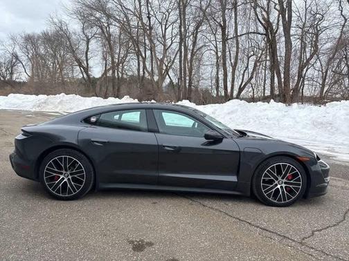 2021 Porsche Taycan 4S