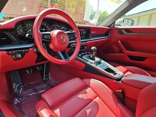2023 Porsche 911 Carrera S