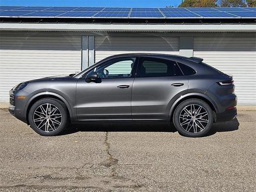2026 Porsche Cayenne AWD