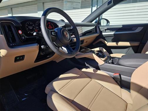 2026 Porsche Cayenne AWD