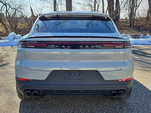 2026 Porsche Cayenne AWD