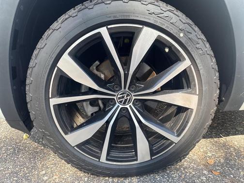 2024 Volkswagen Atlas 2.0T SEL Premium R-Line