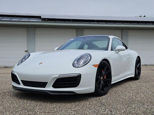 White 2018 Porsche 911 Carrera 4S