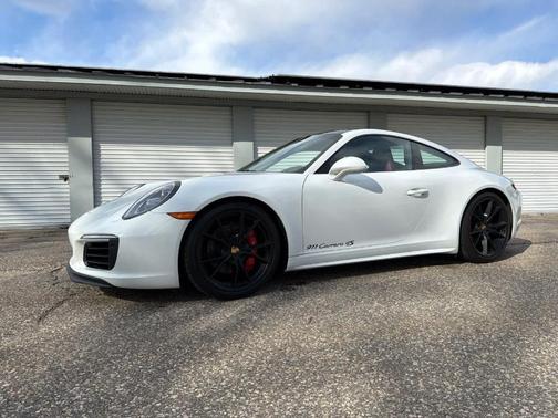 2018 Porsche 911 Carrera 4S