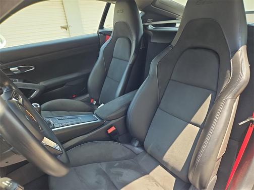 2022 Porsche 718 Cayman GTS 4.0