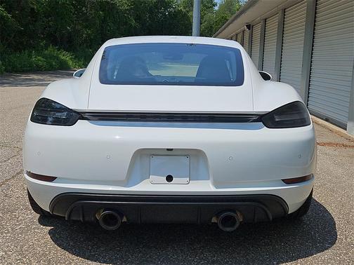 2022 Porsche 718 Cayman GTS 4.0