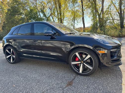 2023 Porsche Macan S