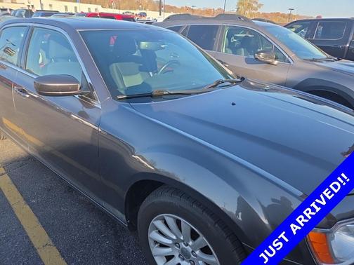 2014 Chrysler 300 Base