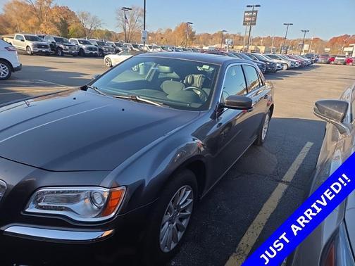 2014 Chrysler 300 Base