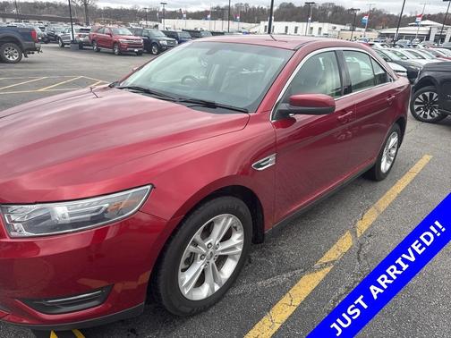 2015 Ford Taurus SEL