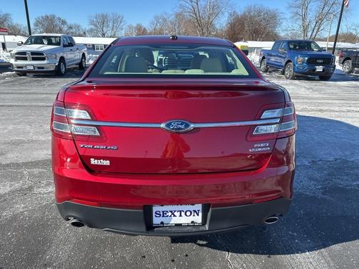2015 Ford Taurus SEL